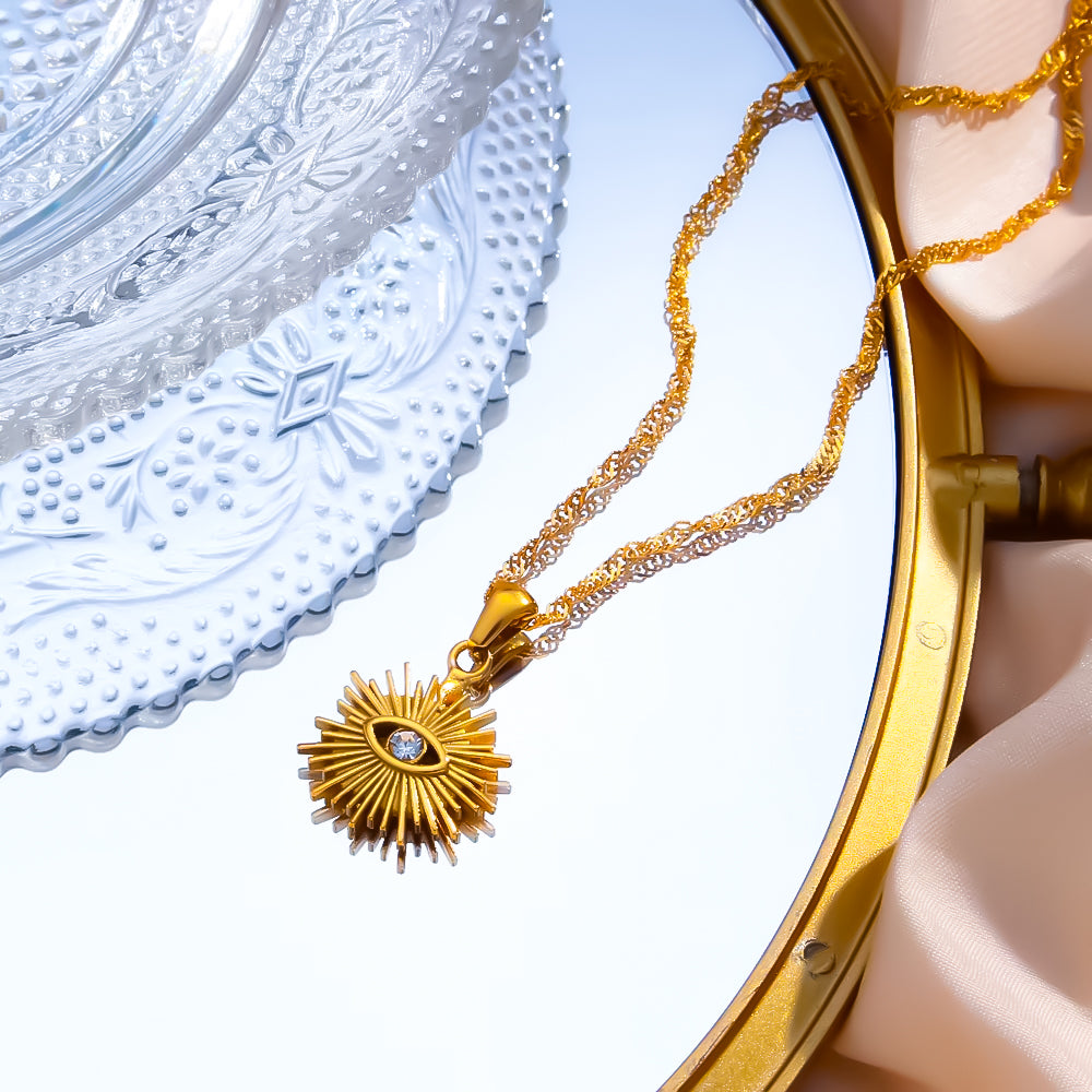Sun Amulet choker with natural aventurine stone plated in 18k gold
