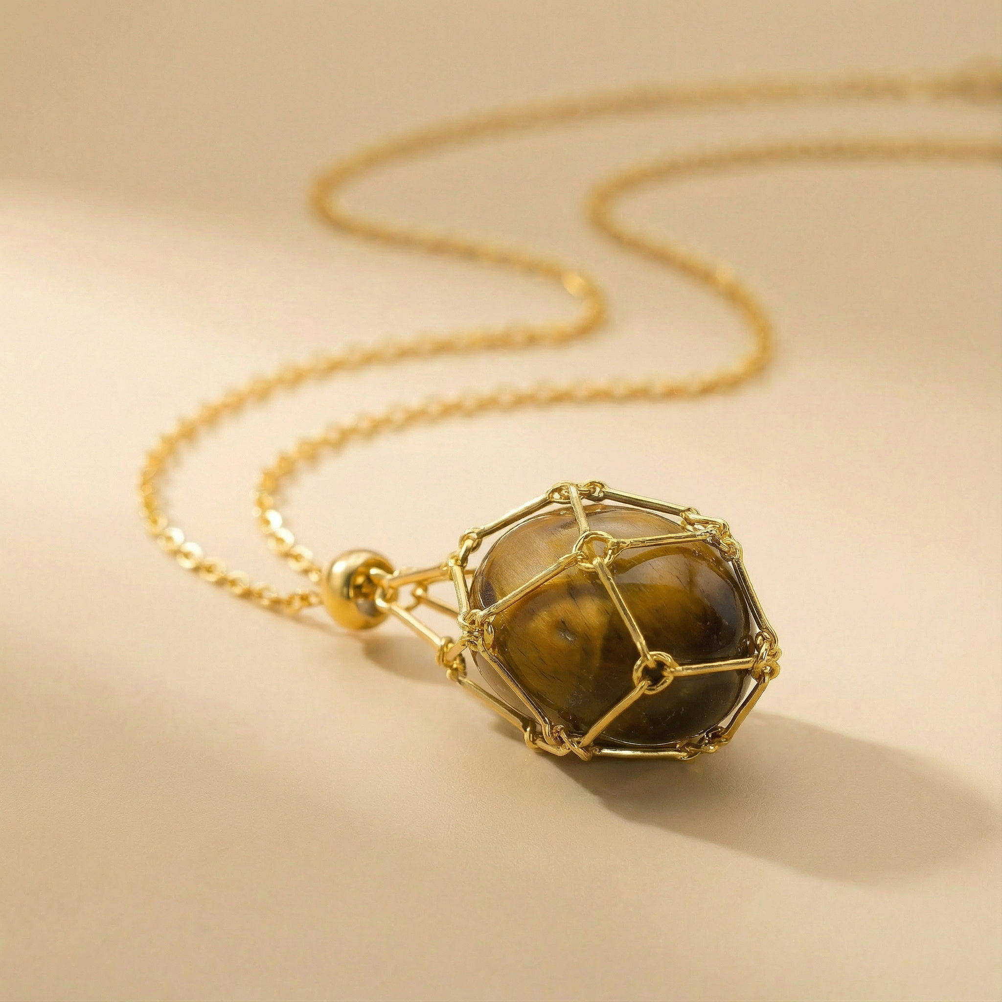 TIGER EYE PENDANT WITH LEATHER CHAIN (black)