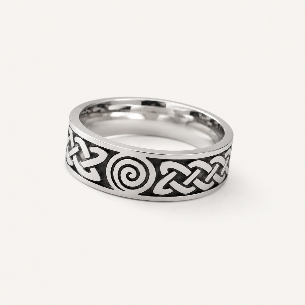 AQUILA RING · Stainless steel