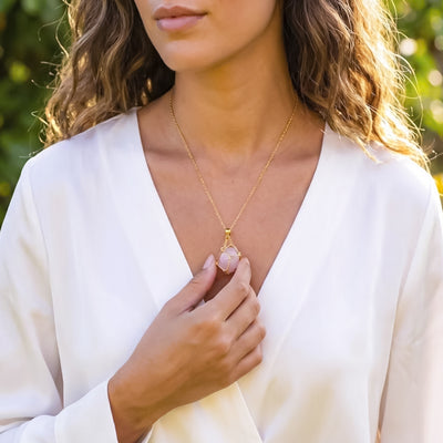 TIGER EYE PENDANT WITH LEATHER CHAIN ​​(black) 